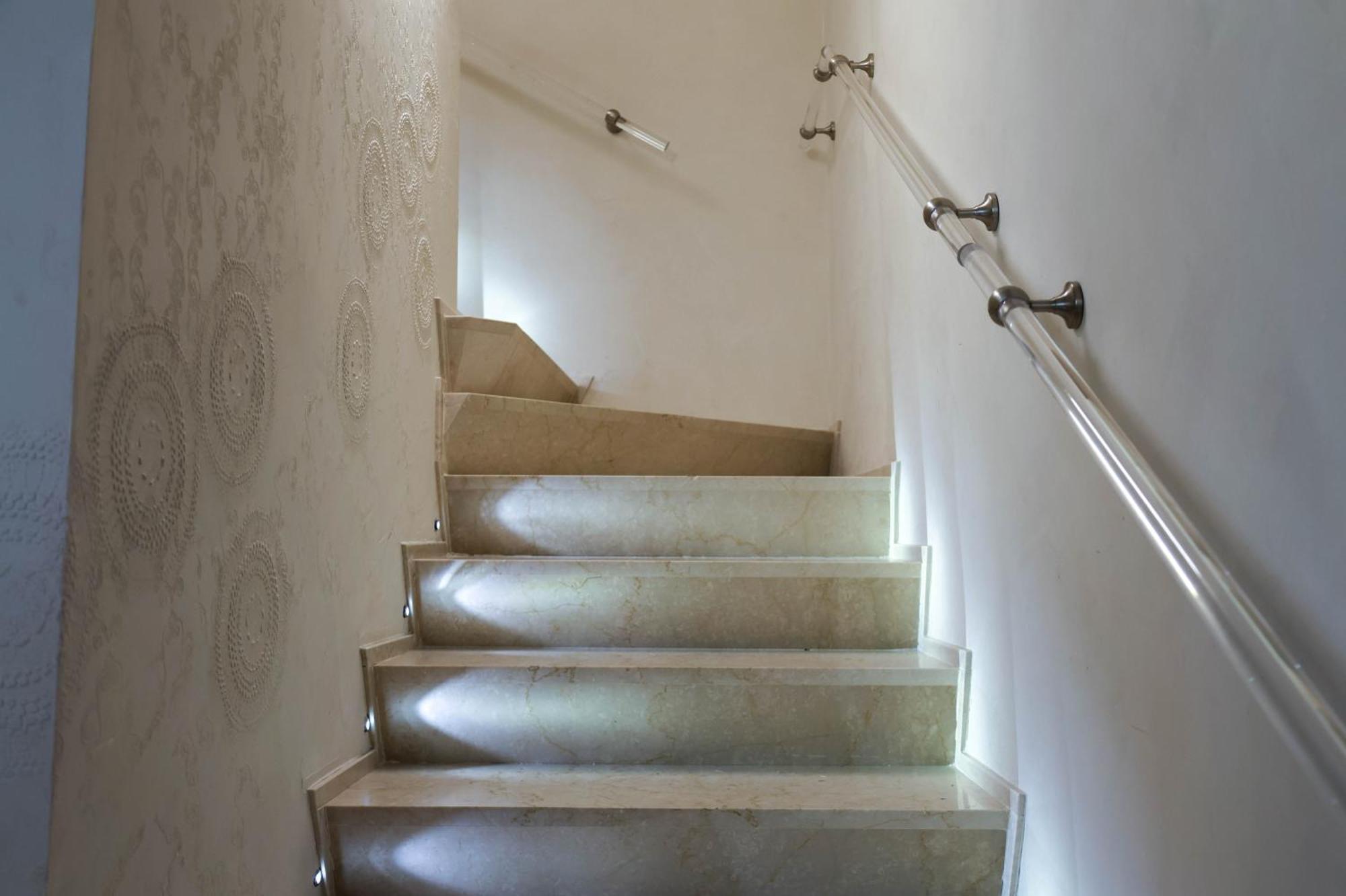 Vicolo Dei Signori Apartment เดเซนซาโนเดลการ์ดา ภายนอก รูปภาพ