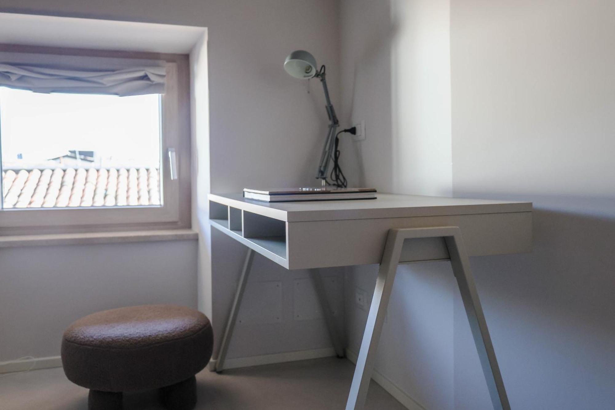 Vicolo Dei Signori Apartment เดเซนซาโนเดลการ์ดา ภายนอก รูปภาพ